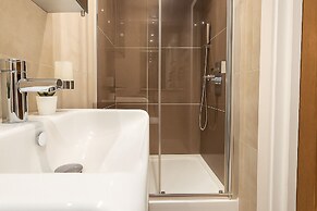Modern Studio Flat in Hammersmith