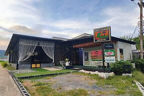 Lazy Lizard Hostel