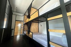 Lazy Lizard Hostel
