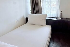 Stay Here Hostel