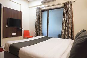 Executive Hotel Pearl Inn
