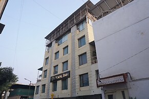 Executive Hotel Pearl Inn