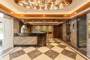 Treebo Premium Nagpur Automotive Square