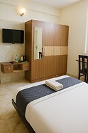 Tarini comforts premium hotel