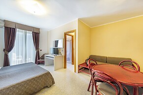 Rina Sea Apartments
