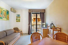 Rina Sea Apartments