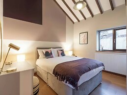 Black Bird Cottage