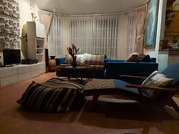 Mooni Sunshine Villa