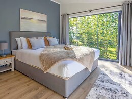 Isca Lodge - With Decking