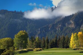 Atelier Alpine - Modern 2BD Condo W/baldy Views