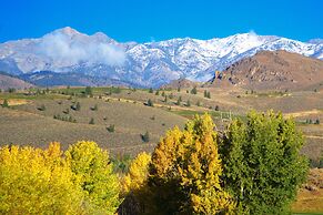 Atelier Alpine - Modern 2BD Condo W/baldy Views