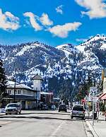 Atelier Alpine - Modern 2BD Condo W/baldy Views