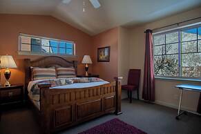2BD Sweetwater Condo - Community Park, Pool + Hot Tub