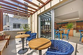 Cosy a few Steps From Copacabana Beach Q14