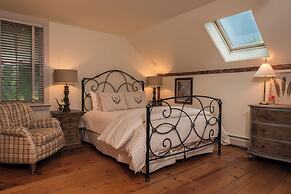 Deer Brook Inn