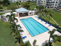 Coral 17 Costa Brava Condo, Pool, 5 Min From Beach