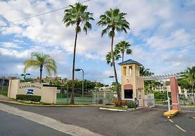Coral 17 Costa Brava Condo, Pool, 5 Min From Beach