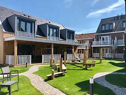 Ground Floor Lodge With Private Veranda