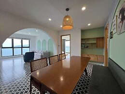 Apartment With Seaview