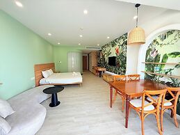 Apartment With Seaview