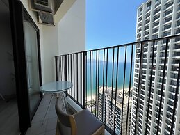 Apartment With Seaview