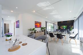 Modern Villa 3BR - Great Location KL3