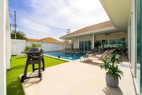 Modern Villa 3BR - Great Location KL3