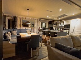 Hotchkin Lodge