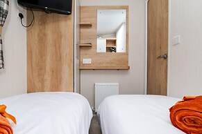 3 Bedroom Luxury Caravan