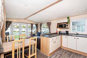 3 Bedroom Static Caravan-seton Sands