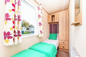 3 Bedroom Static Caravan-seton Sands