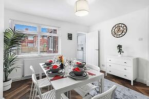 3bedroom House - Free Parking