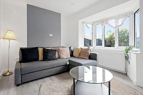3bed House-free Parking
