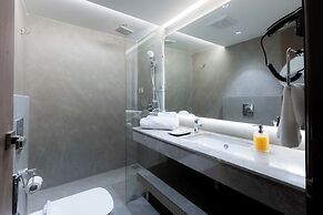 Emerald Luxe A Boutique Hotel
