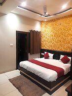 Hotel Mukesh Palace