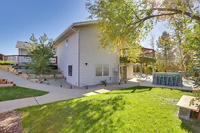 6 Mi to Barr Lake: Apt w/ Yard & Pool Access!