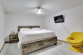 6 Mi to Barr Lake: Apt w/ Yard & Pool Access!