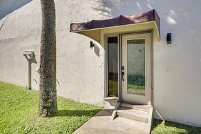 Stylish & Walkable! Pet-friendly St Augustine Gem!