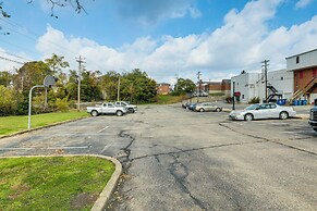 2 Mi to Ark Encounter! Walkable Williamstown Condo
