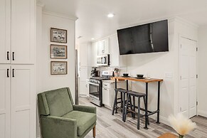 2 Mi to Ark Encounter! Walkable Williamstown Condo