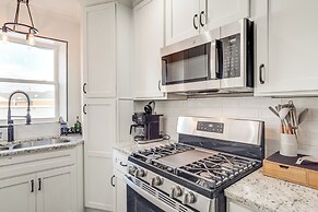 2 Mi to Ark Encounter! Walkable Williamstown Condo