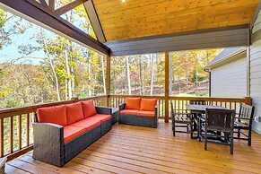 New Build! Secluded Mountain Home in Murphy
