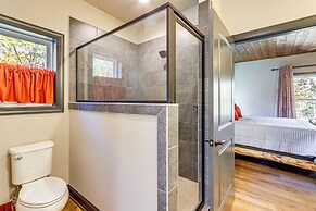 New Build! Secluded Mountain Home in Murphy