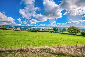 Greengates Nature Filled Escape