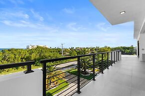 Ocean Muse Lux Waterfront Escape Pool Dock