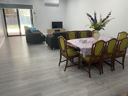 Quiet Spacious Family House