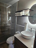 L AURORA INN Apart
