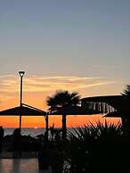 Blue Studios By Comfort Suites