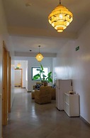 Dar Makai Surf Hotel