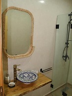 Dar Makai Surf Hotel